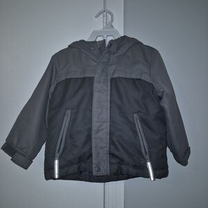 Cat & Jack 2T Kids Black and Gray Jacket